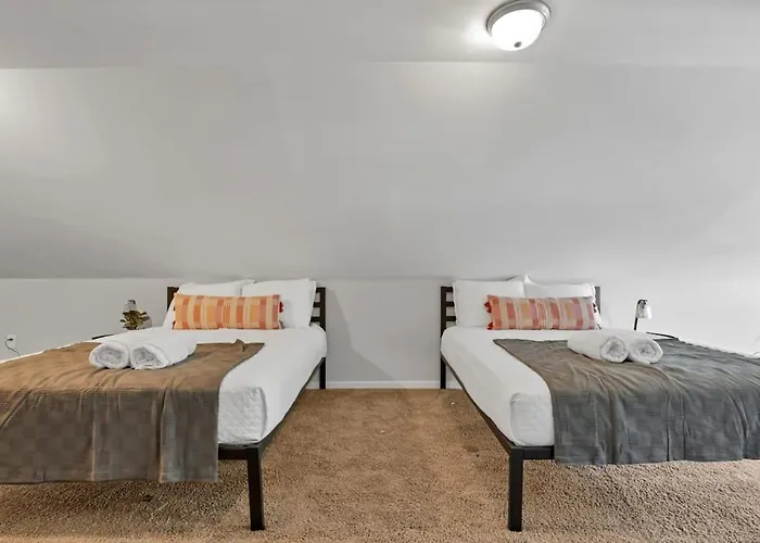 Сasa de vacaciones The Champion Abode 2 *