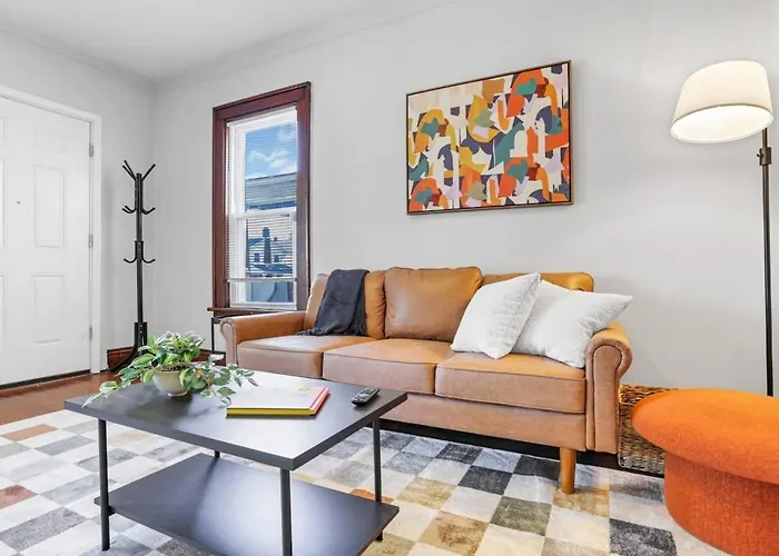 The Champion Abode 2 * Columbus